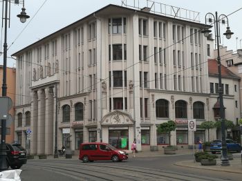 Budynek dawnego sklepu handlowego ,,Jedynak’’, ul. Gdańska.